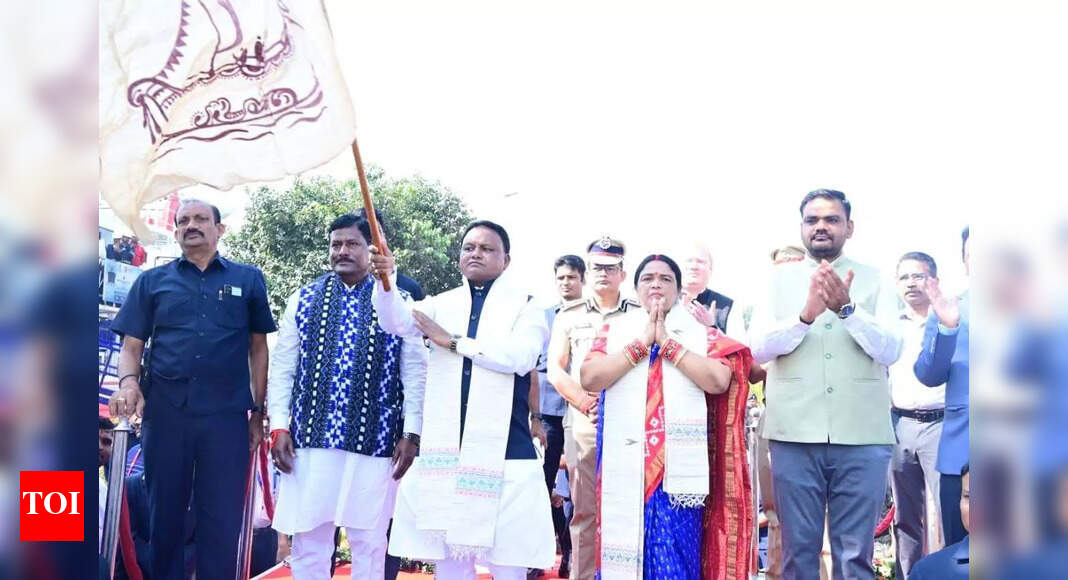 Paradip Port aims to handle 300 million tonnes cargo every year: CM