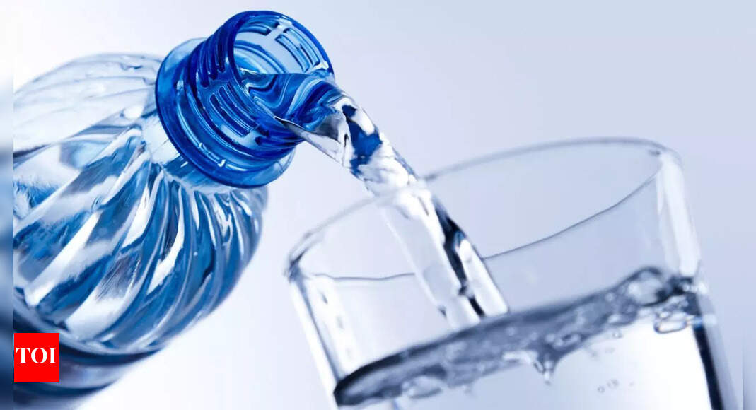 Health risks of drinking too much water you should know