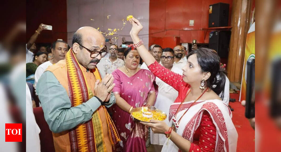 Work to ensure BJP wins at least 10-11 seats in Barak: Dwivedi to party workers