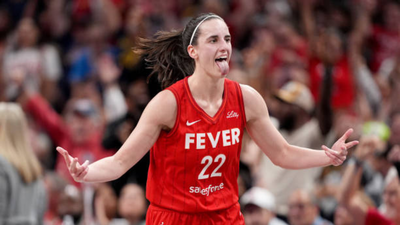 Caitlin Clark turns heads at Butler Bulldogs game with new Indiana Fever coach Rob Dosier