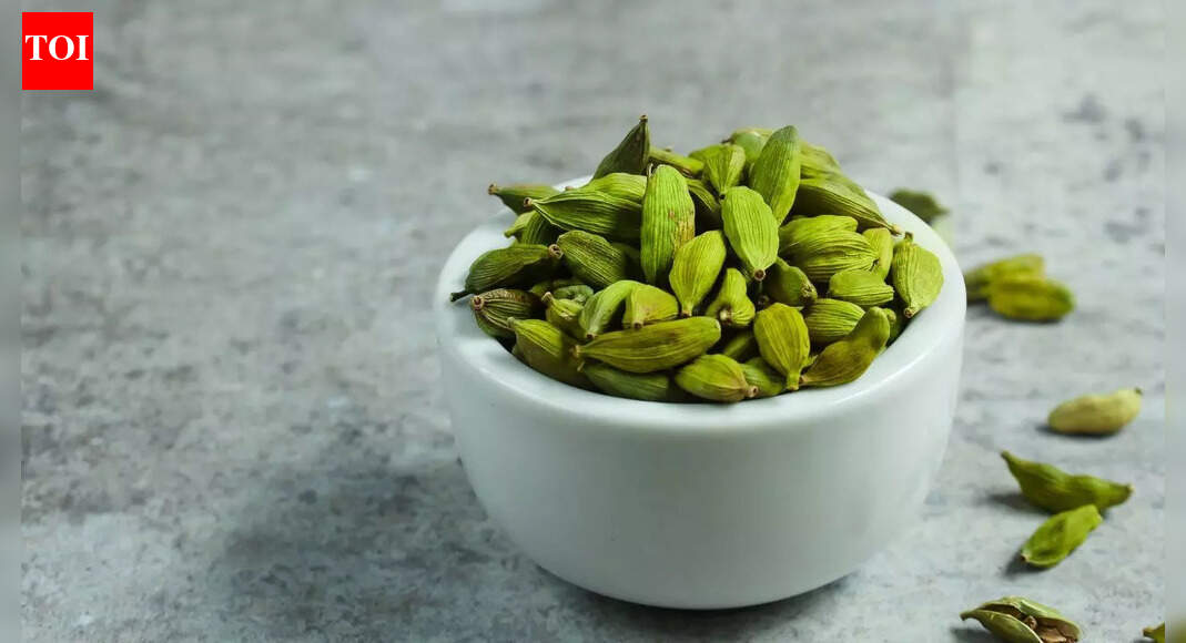 Cardamom after meals can relieve bloating and support better digestion ...
