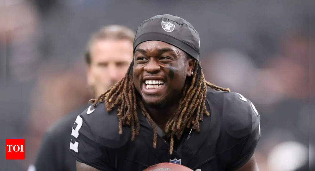 Will Ashton Jeanty play against the Denver Broncos tonight? Latest injury update on the Las Vegas Raiders rookie running back