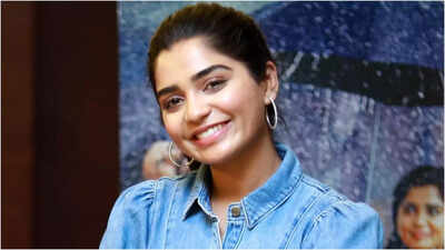 Gouri Kishan shuts down body-shaming question; actor Aditya Madhavan explains silence, says ' I froze because it caught me off guard'