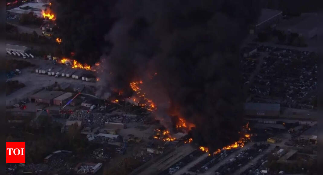 'Incredibly sad time': Three UPS pilots among 12 dead in UPS plane crash; investigation underway