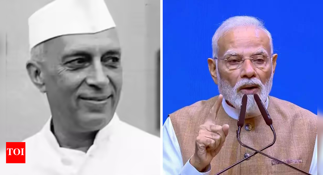 <div>'Sin': BJP accuses Nehru of dropping Maa Durga stanzas from Vande Mataram in 1937; takes 'pungent echo' dig at Rahul</div>