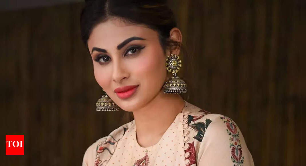 Mouni recalls shocking misbehaviour during script narration