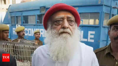 Gujarat HC grants six month bail to Asaram on health grounds