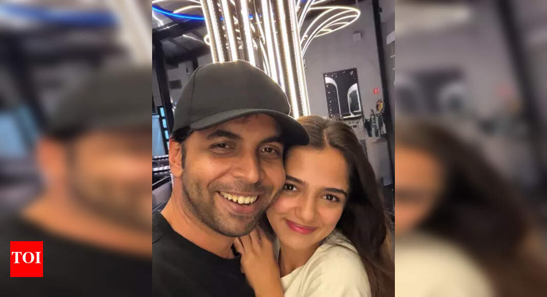 Abhishek Banerjee and Ahsaas Channa Join Forces for Hilarious New Comedy Film in Mumbai