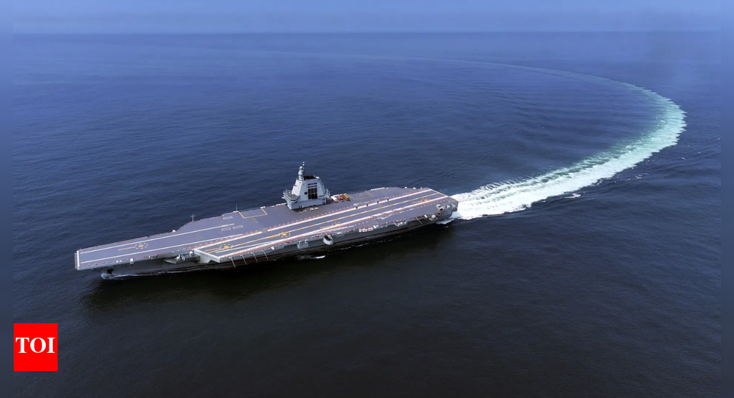 <div>China's third aircraft carrier enters service</div>