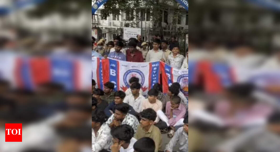 Telangana private colleges' strike over fee reimbursement enters fourth day