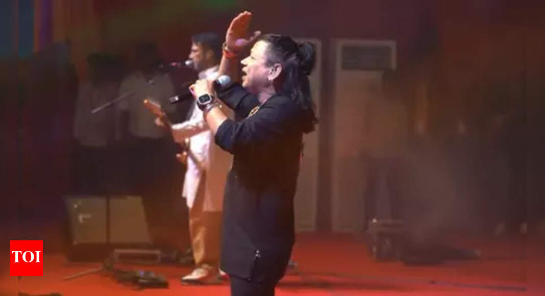 150 years of ‘Vande Mataram’ glory; Kailash Kher recalls singing with 70,000 voices, A tribute to unity, art, and India