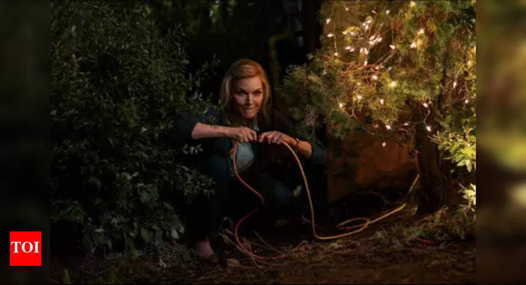 Michelle Pfeiffer shines in Oh. What. Fun; A Christmas gone off-script turns magical, Gwen Stefani adds festive cheer