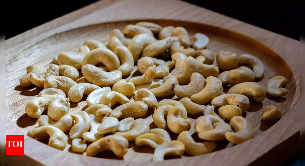 Health benefits of soaked cashews: How soaking improves digestion, heart health, and immunity