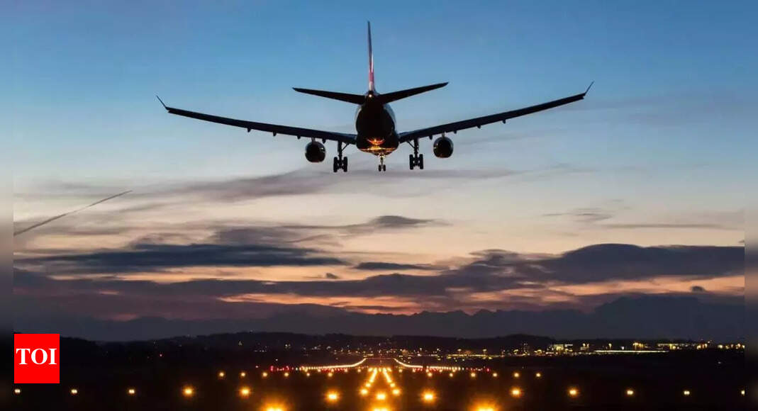 How do airplanes stay up in the sky? 4 forces of flight every aviation enthusiast should know