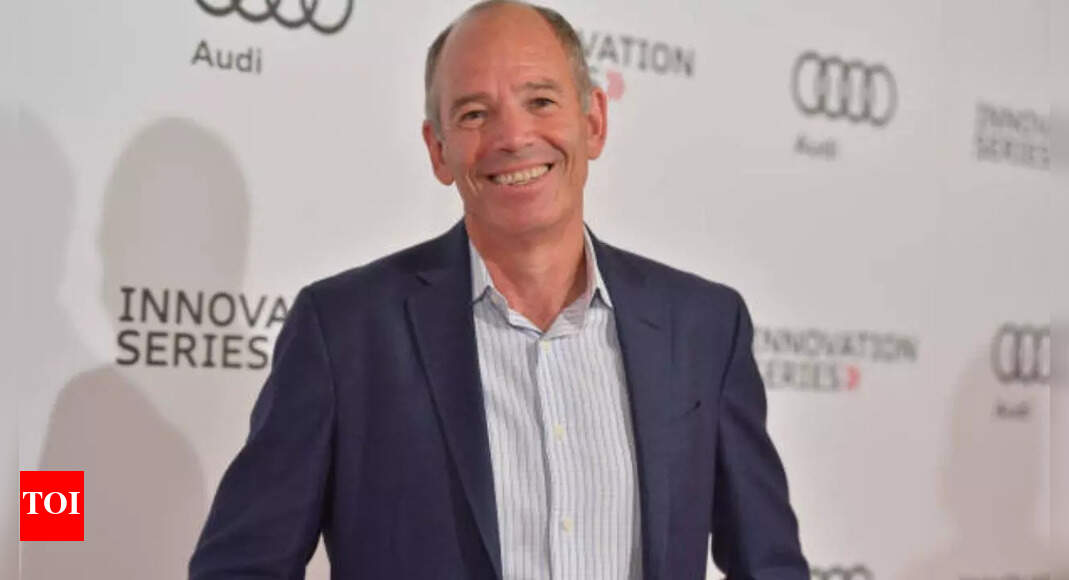 Netflix cofounder challenges Silicon Valley’s obsession with overwork: Here's his 5 PM rule that kept him “sane”