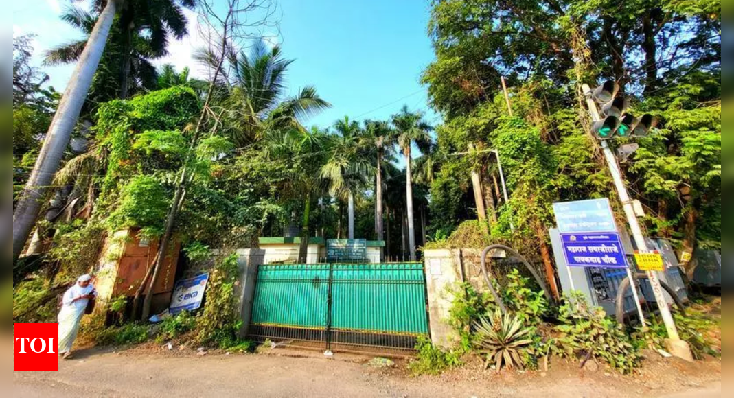 Land deal case: Trouble for Pawar's son? Firm told to pay stamp duty of Rs 21cr with penalty