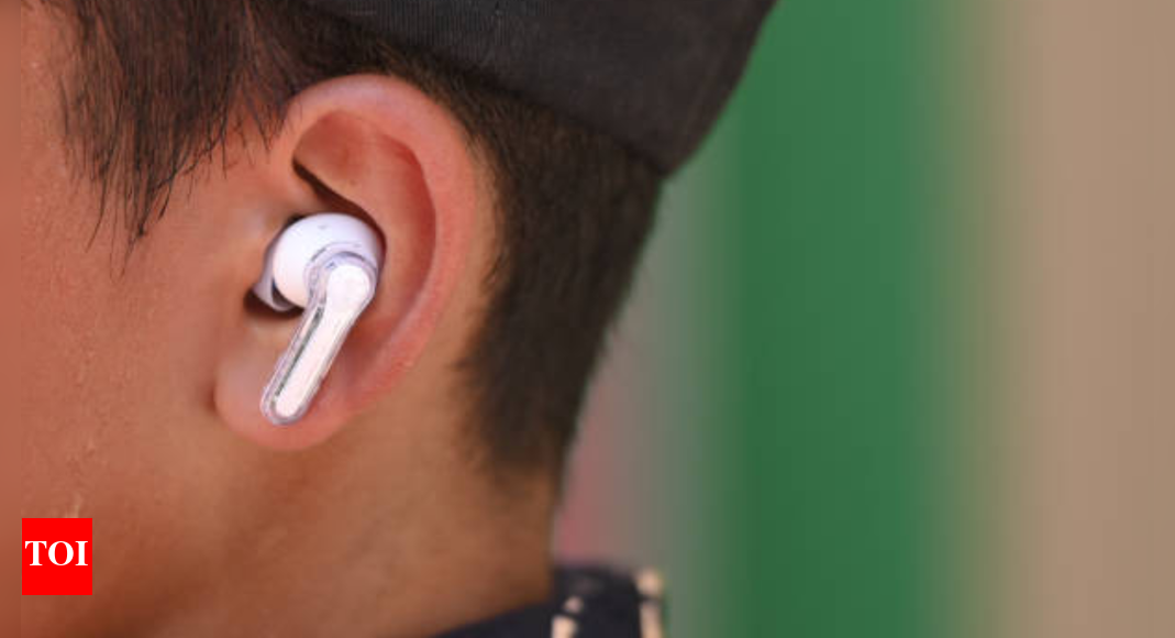 Man claims he suffered eardrum damage after using noise-cancelling earbuds regularly for two years