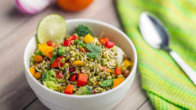 6 Reasons to eat sprouts for breakfast and the right way to make them to prevent bloating