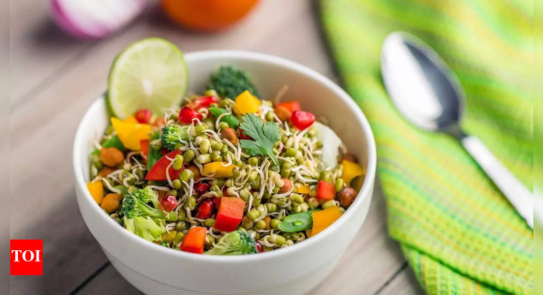 6 Reasons to eat sprouts for breakfast and the right way to make them to prevent bloating