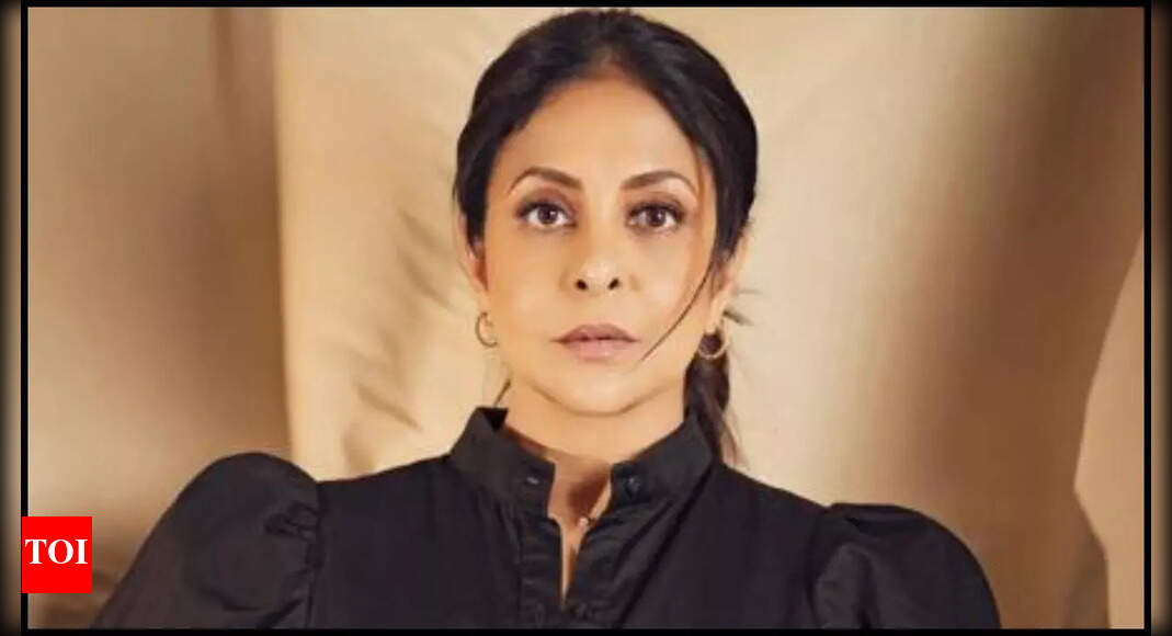 <div>When Shefali Shah exposed 'star vs non-star' treatment on film sets</div>