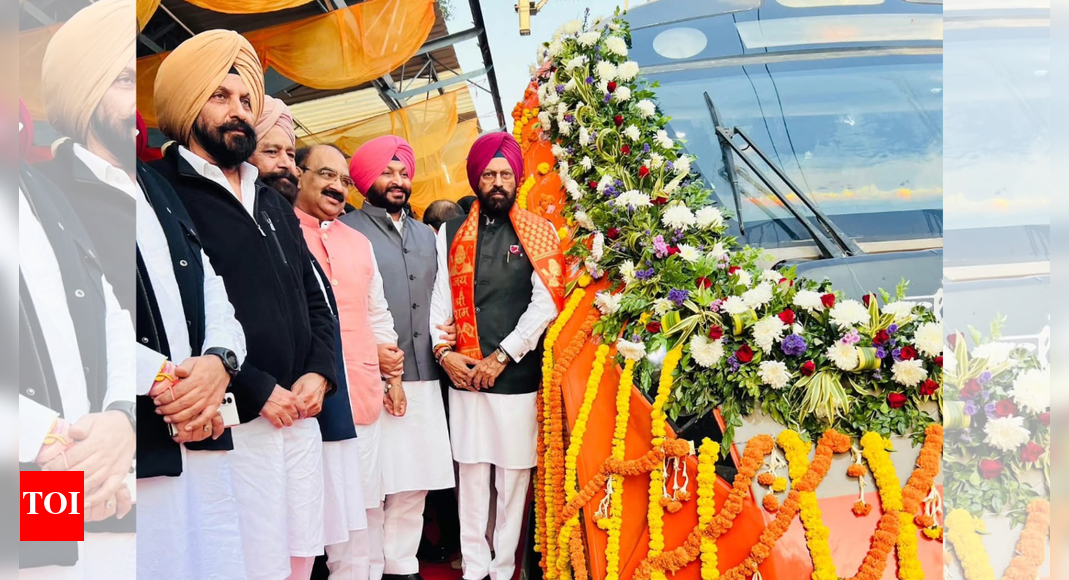 Vande Bharat chugs from Ferozepur, AAP MP angry over no halt at Barnala