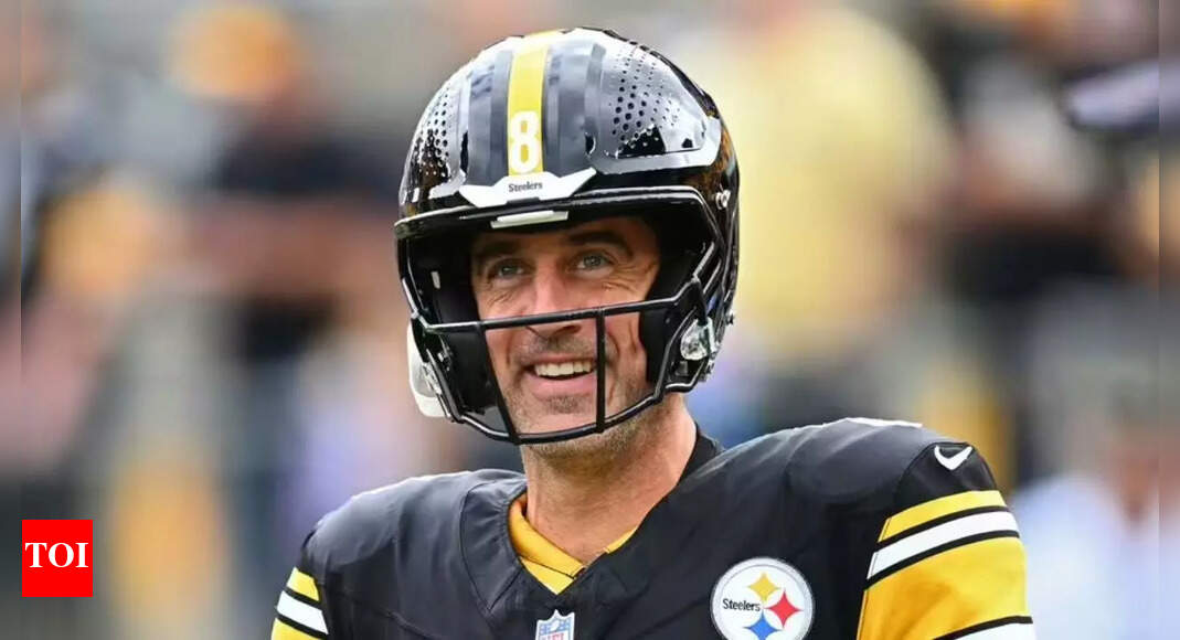 Will Aaron Rodgers play against Los Angeles Chargers? Latest update on Pittsburgh Steelers veteran QB