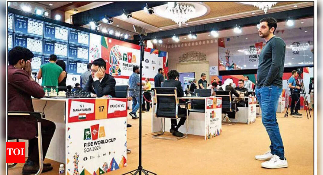 Chess kings go casual: Many GMs swap formals for jeans in Goa