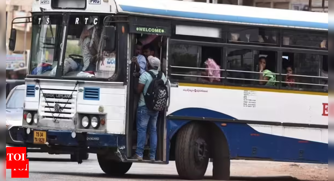 Telangana: TSRTC bus axle breaks after hitting pothole; 38 passengers safe as mishap averted