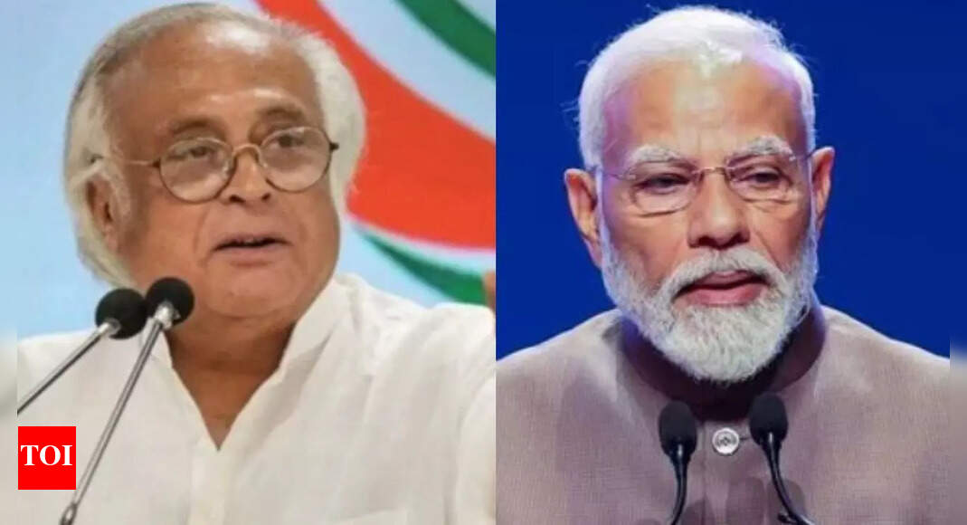 <div>Vande Mataram row: Congress hits back at PM Modi with 'proof', says CWC followed Tagore's advice</div>