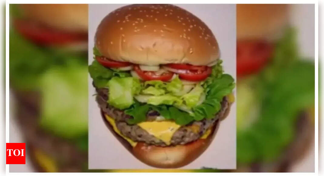 Optical illusion: Only 1% of people can spot the hidden face in this burger. Can you? – The Times of India