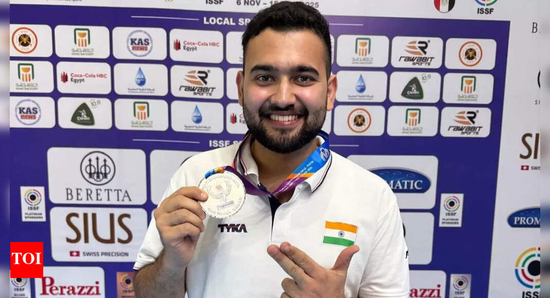 Podium finish for India! Anish clinches silver in Shooting World C'ships