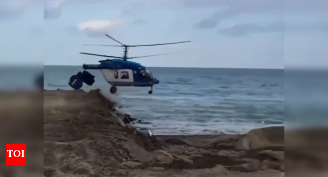 Russian helicopter breaks in two; struggles mid-air before crashing — video