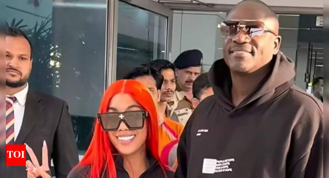 Akon and Tomeka look happy together amid divorce proceedings