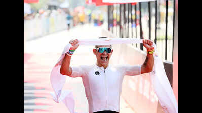  Unstoppable Belousov, Garrett win top honours