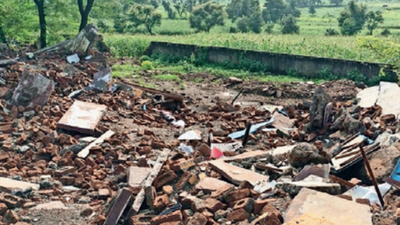 Sons killed in Rajasthan cave-in, women reverse surgery for another chance