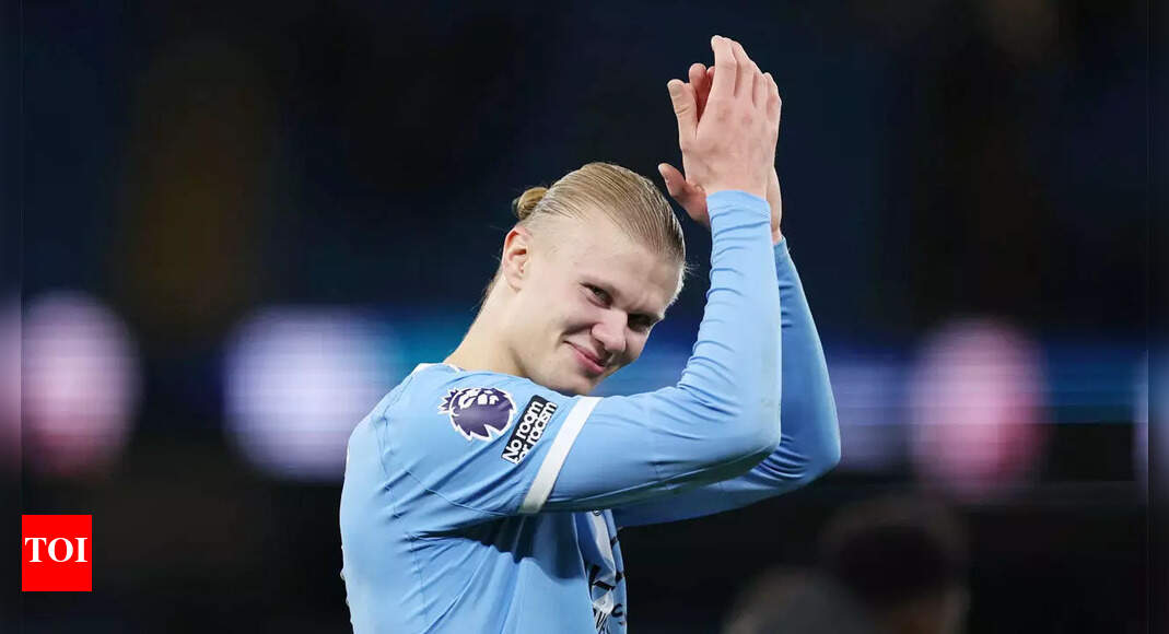 Manchester City crush Liverpool 3-0 to close in on Premier League leaders Arsenal