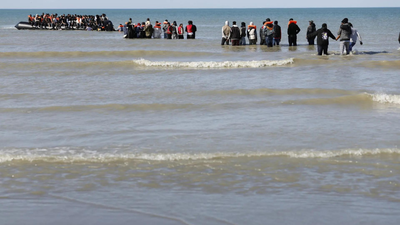  At least 7 dead, hundreds missing near Thailand-Malaysia border; rescue operations under way