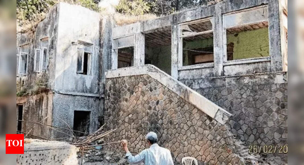 Saira Banu says row resolved, police close case against builder