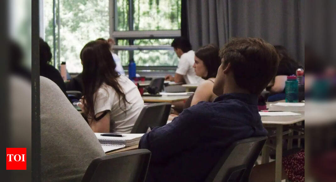 Are frequent immigration arrests dragging down test scores for US students?