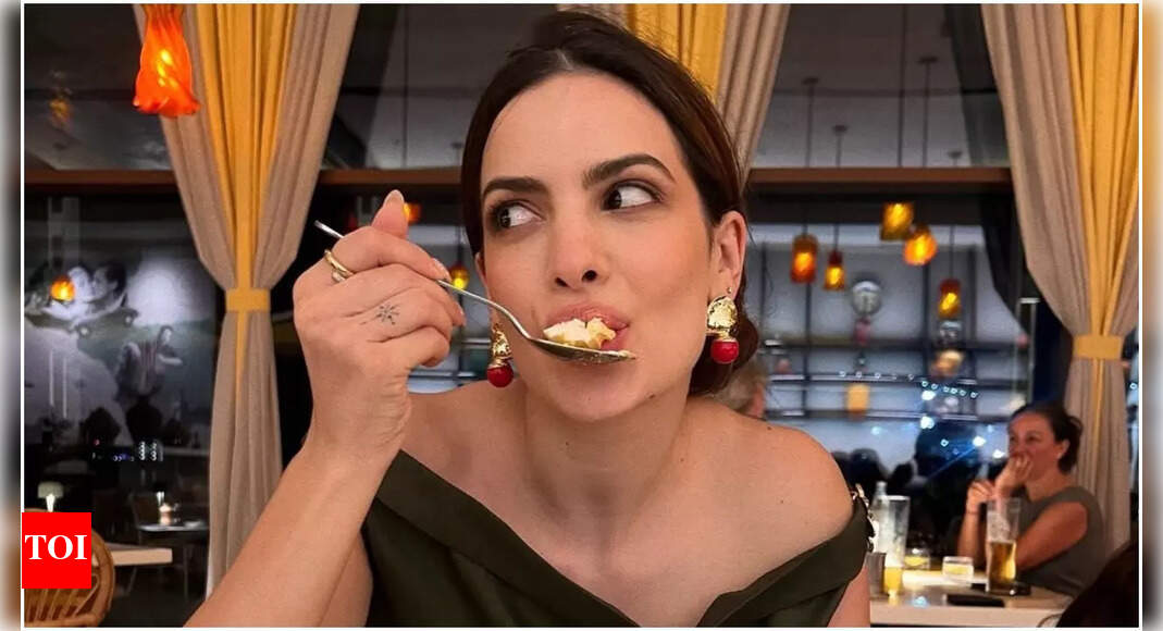 Natasa Stankovic shares adorable moments with son Agastya, fans gush over mother-son bond - PICS