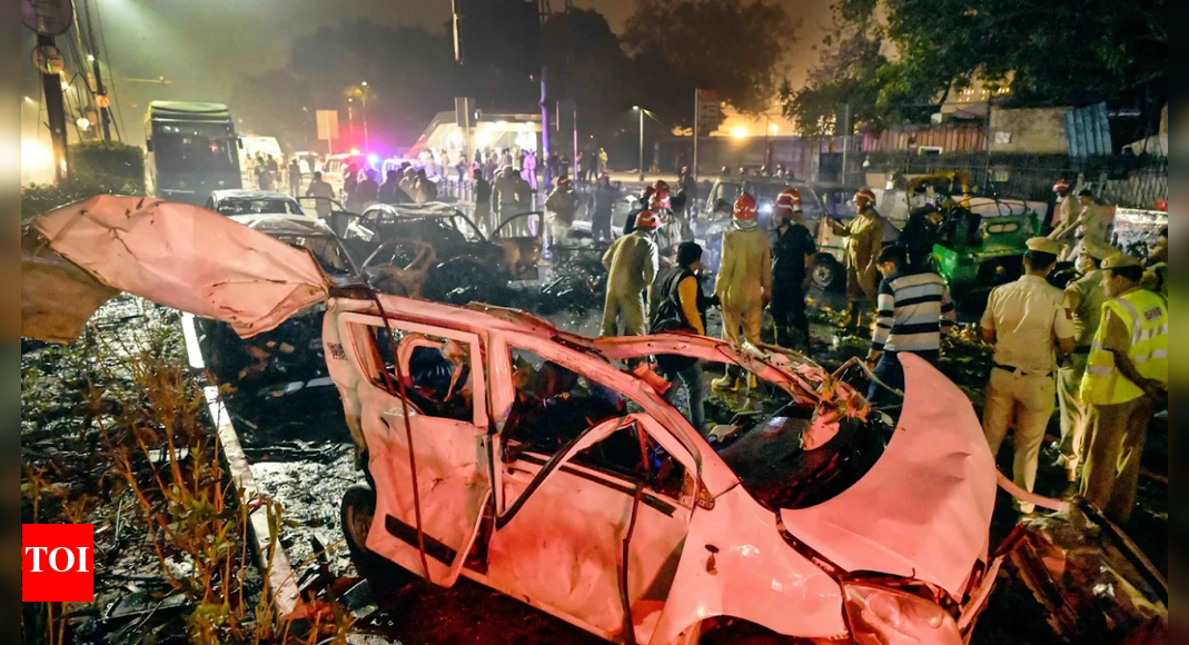 Red Fort car blast: Delhi, Uttar Pradesh, Maharashtra on high alert; directives issued for religious sites, sensitive districts & border areas