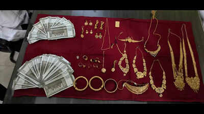 19-yr-old arrested, minor detained for stealing gold worth Rs 30lakh, cash