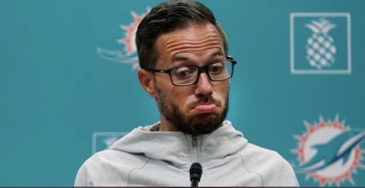  Dolphins coach Mike McDaniel trolls Bills fans by driving past their favorite bar after blowout win