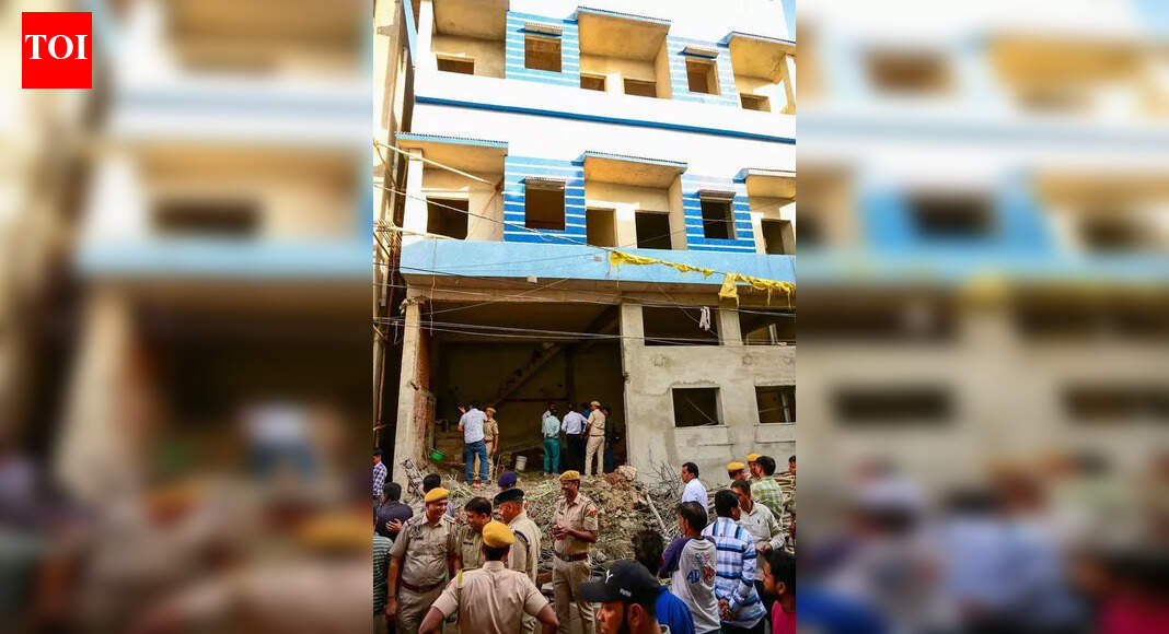 Man dies in mishap at house he was building for son | Jaipur News - The ...