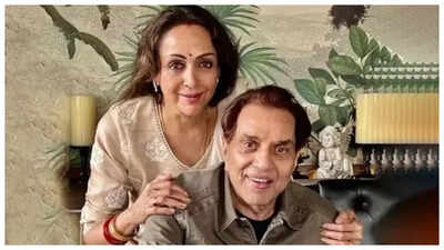 Hema Malini reaches hospital to be with ailing Dharmendra
