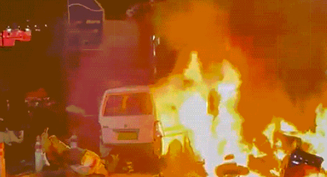 Witnesses and survivors recall chaos and destruction after Red Fort blast