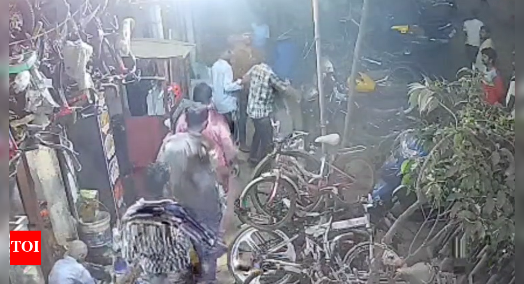 Clash over language leaves Nepali workers assaulted at restaurant in Kalyan