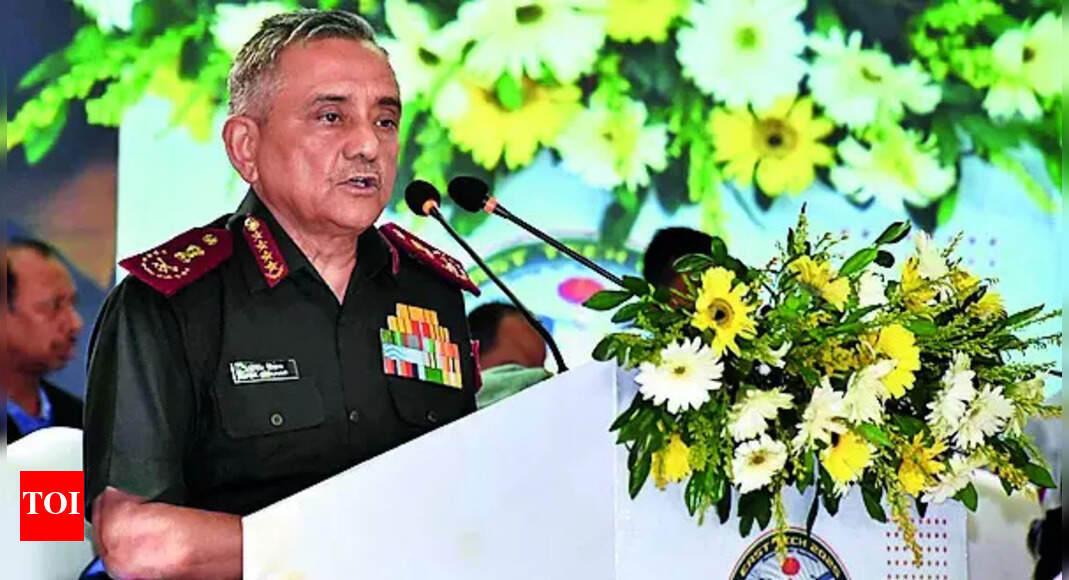 <div>'No runners-up in war': CDS Chauhan on military conflicts; highlights importance of technology in warfare</div>