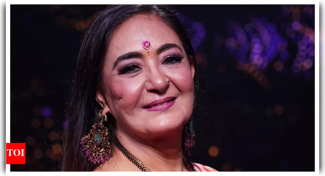 Indian Idol 16: Jaspinder Narula gets nostalgic; recalls recording her first song in one take