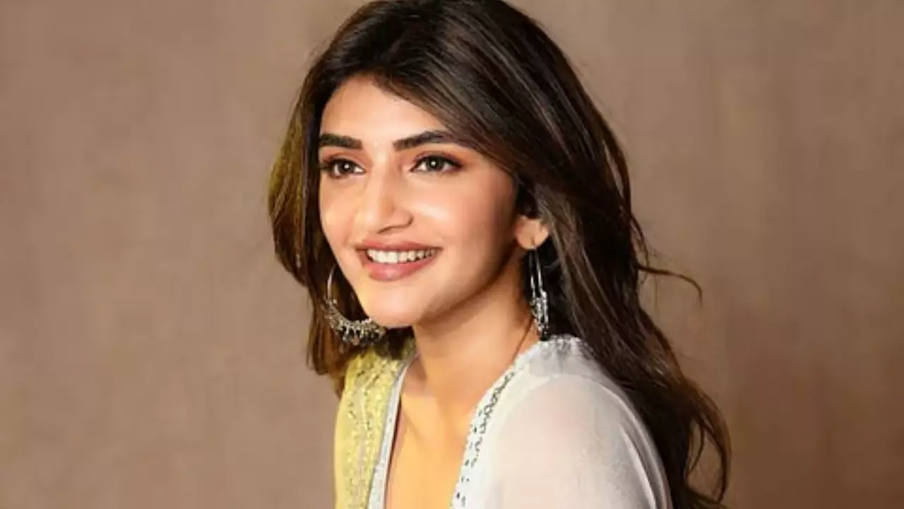 Sreeleela turns heads with her effortless airport style amid ‘Mass Jathara’ success